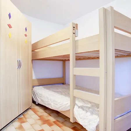 Port Lano By Interhome Apartmán *